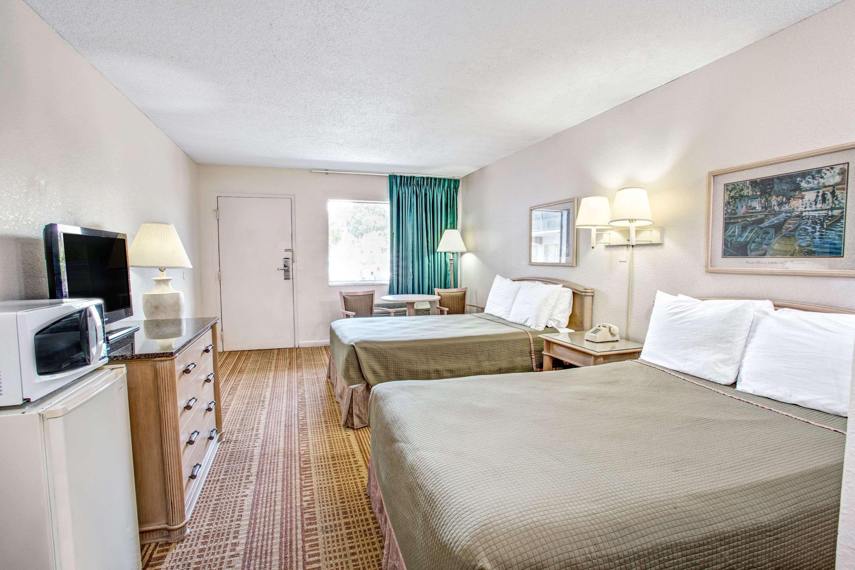 Super 8 By Wyndham Kissimmee Motel Exterior foto
