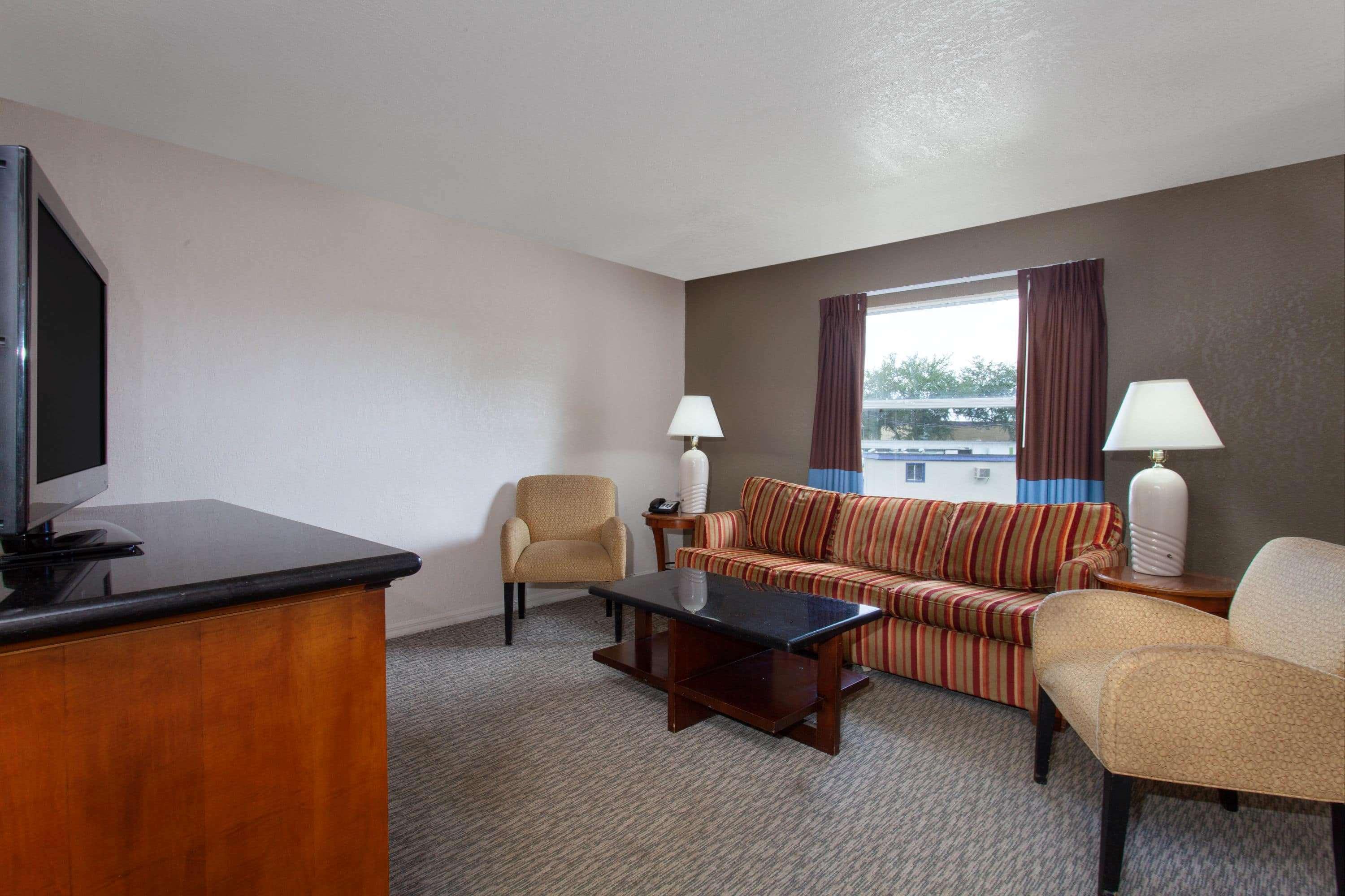 Super 8 By Wyndham Kissimmee Motel Exterior foto
