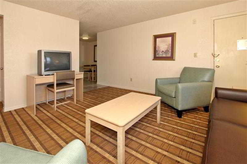 Super 8 By Wyndham Kissimmee Motel Exterior foto