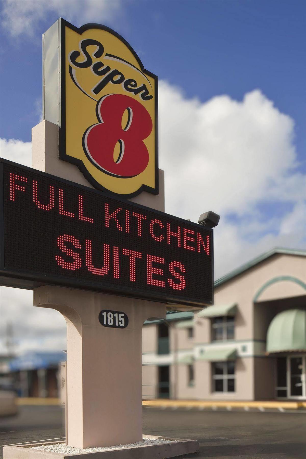 Super 8 By Wyndham Kissimmee Motel Exterior foto